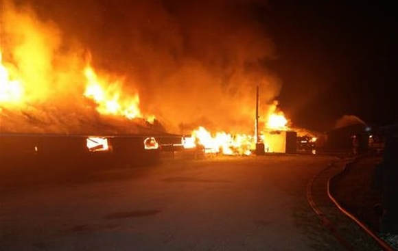 Fire at Turkey Farm, Willaston on 27 June 2017